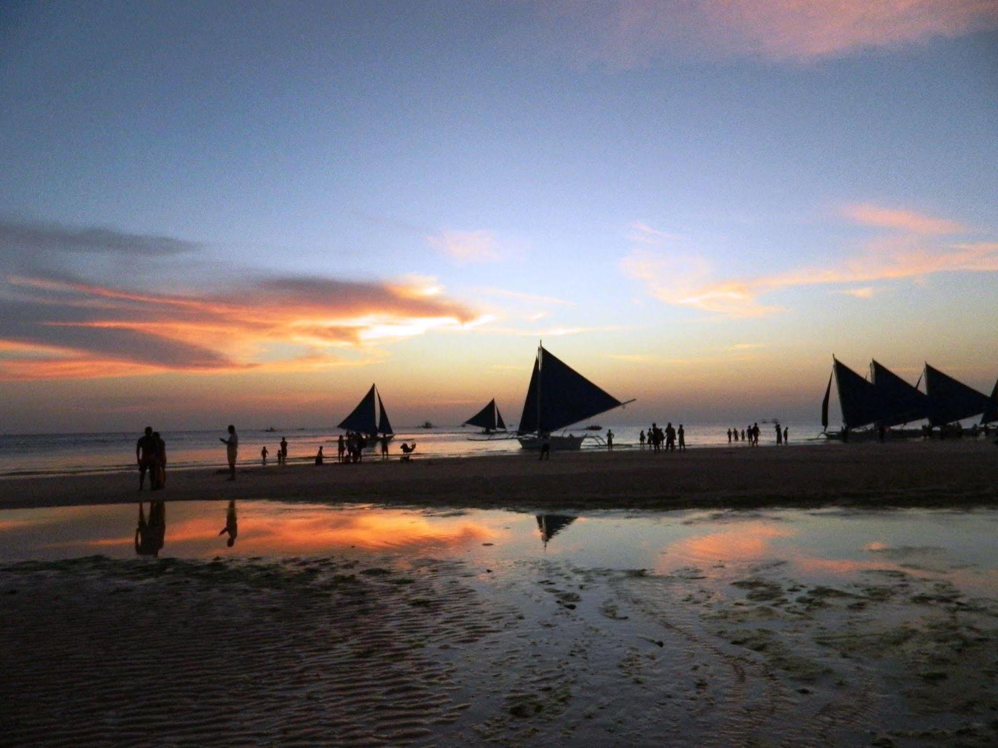 Signature Boracay South Beach Manoc-Manoc Exteriér fotografie